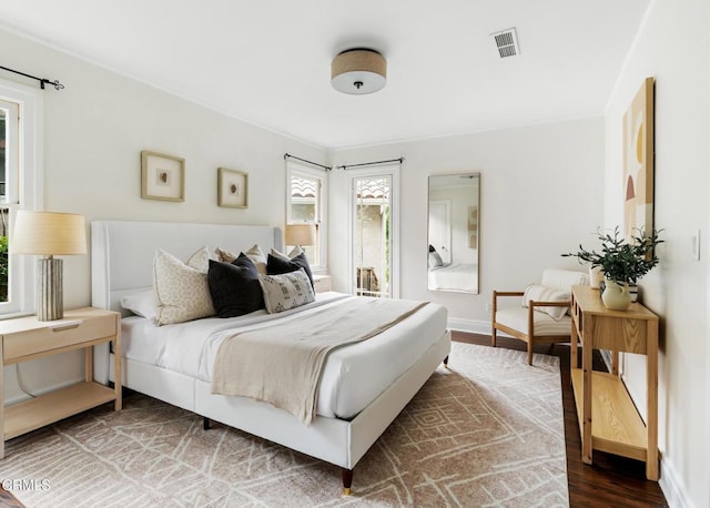 413 Sycamore Pl, Sierra Madre, CA 91024 - bedroom with wood finished floors and baseboards