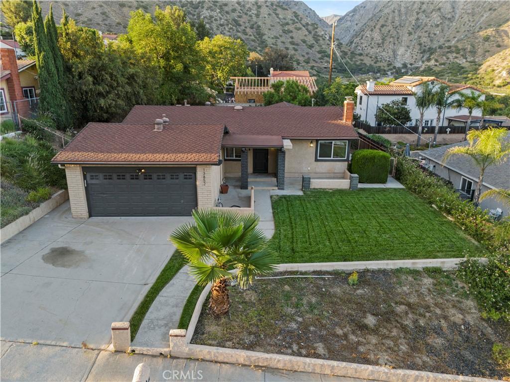 13852 Tucker Ave, Sylmar, CA 91342 - photo 1