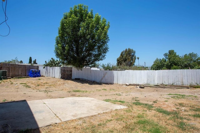 5412 Cervantes Ave, San Diego, CA 92114 - fenced backyard featuring a patio area