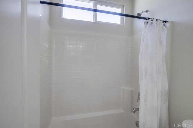 15240 Cayenne Creek Ct, San Diego, CA 92127 - full bath with shower / bathtub combination with curtain