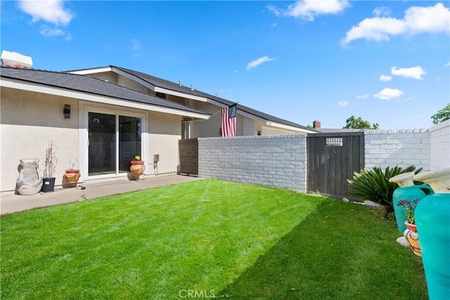 2040 Cape Cod Ct, Claremont, CA 91711 - view of yard featuring a gate