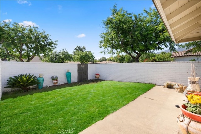 2040 Cape Cod Ct, Claremont, CA 91711 - fenced backyard with a patio area