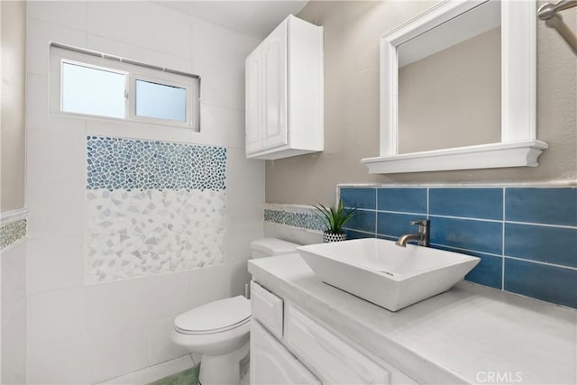 2040 Cape Cod Ct, Claremont, CA 91711 - bathroom featuring tile walls and vanity