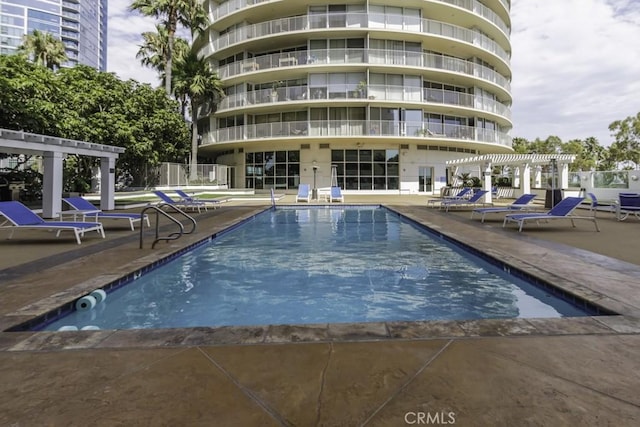 700 E Ocean Blvd Unit 2606, Long Beach, CA 90802 - community pool featuring a pergola and a patio