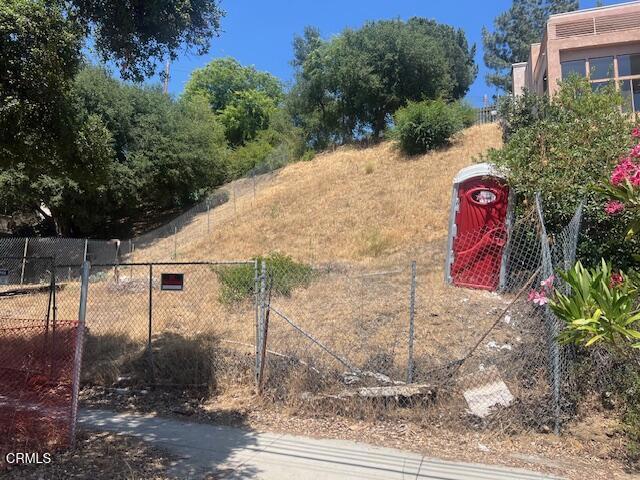 3120 N Verdugo Rd, Glendale, CA 91208