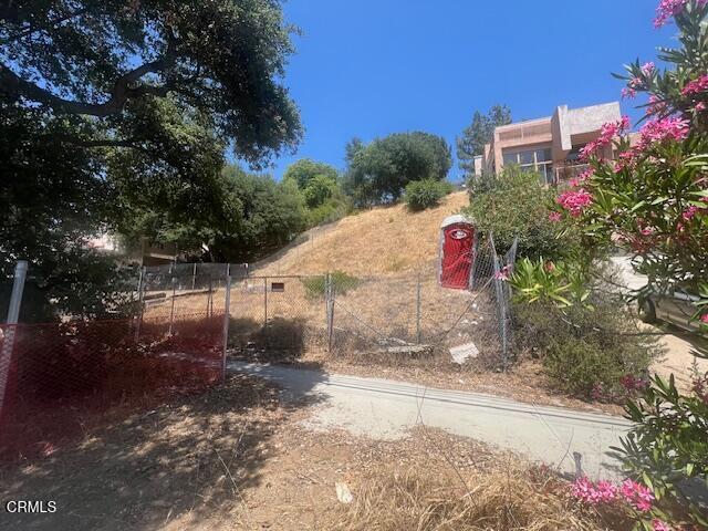 3120 N Verdugo Rd, Glendale, CA 91208