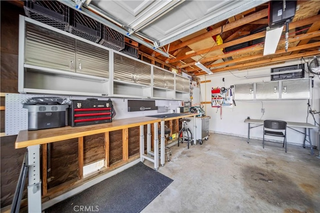 28927 Rue Daniel Cyn, Country, CA 91387 - garage with a workshop area