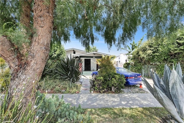 5725 5th Ave, Los Angeles, CA 90043 - photo 3