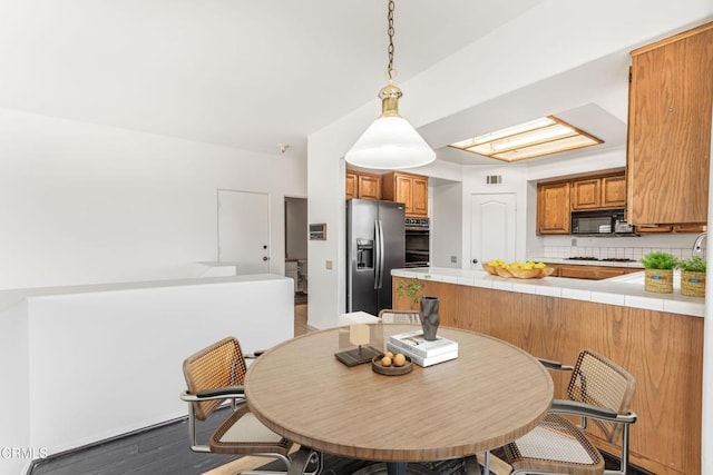 800 Manor Ridge Rd, Santa Paula, CA 93060 - dining area featuring wood finished floors