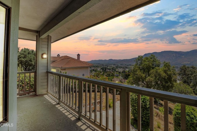 800 Manor Ridge Rd, Santa Paula, CA 93060 - balcony featuring a mountain view
