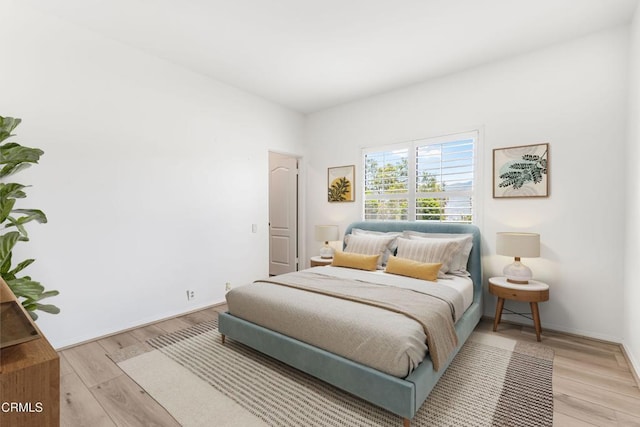 800 Manor Ridge Rd, Santa Paula, CA 93060 - bedroom with light wood-type flooring and baseboards