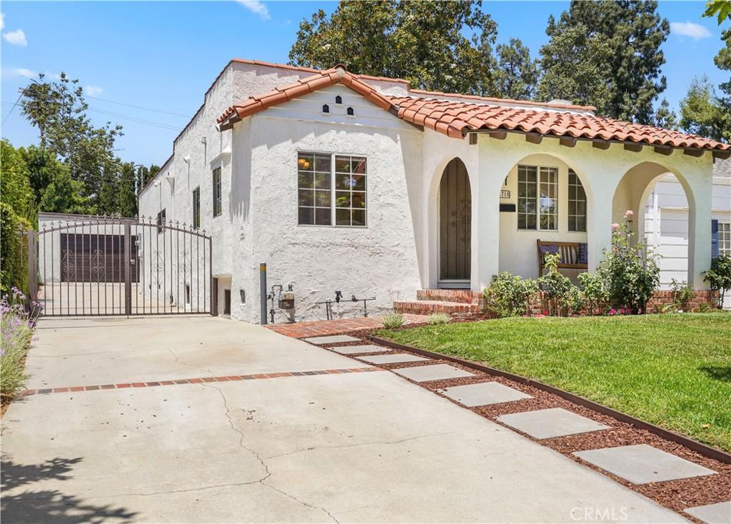1715 Glorietta Ave, Glendale, CA 91208 - photo 1