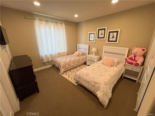 4866 Stoneglen Ave, Fontana, CA 92336 - carpeted bedroom with recessed lighting and baseboards