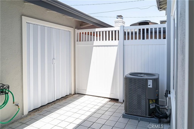 1845 Anaheim Ave Unit 27, Costa Mesa, CA 92627 - view of patio / terrace