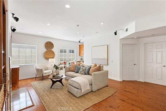 1114 Vincent St Unit A, Redondo Beach, CA 90277 - living room with light wood finished floors and recessed lighting