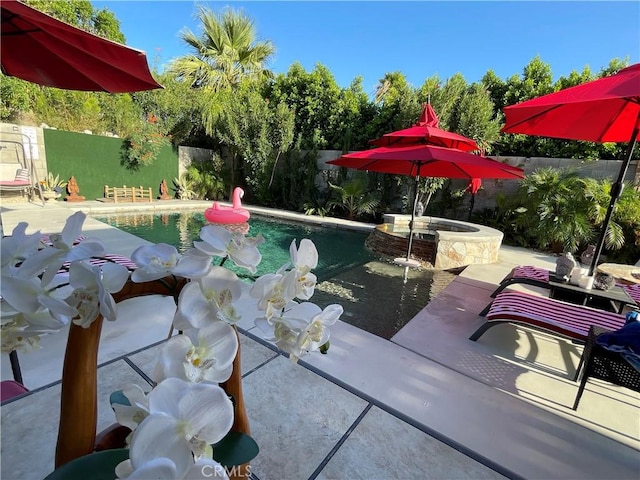 9830 Mesquite Ave, Desert Hot Springs, CA 92240 - view of swimming pool featuring a fenced backyard, a patio, and a pool with connected hot tub
