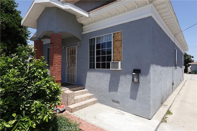 6910 Chanslor Ave, Bell, CA 90201 - entrance to property with stucco siding