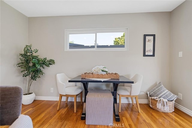 2781 Vuelta Grande Ave, Long Beach, CA 90815 - dining room with wood finished floors and baseboards
