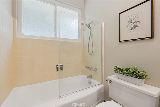 2781 Vuelta Grande Ave, Long Beach, CA 90815 - full bath featuring healthy amount of natural light and tub / shower combination