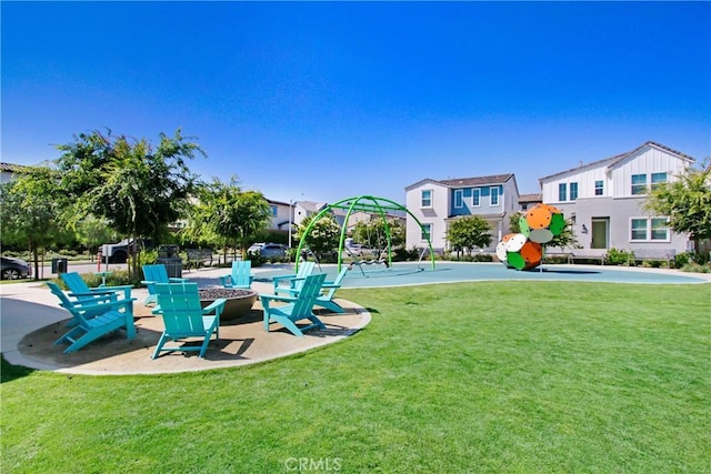 2278 Yuzu St, Corona, CA 92883 - view of green lawn featuring a residential view