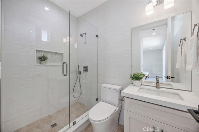 2405 Mathews Ave Unit C, Redondo Beach, CA 90278 - full bath with a stall shower and vanity
