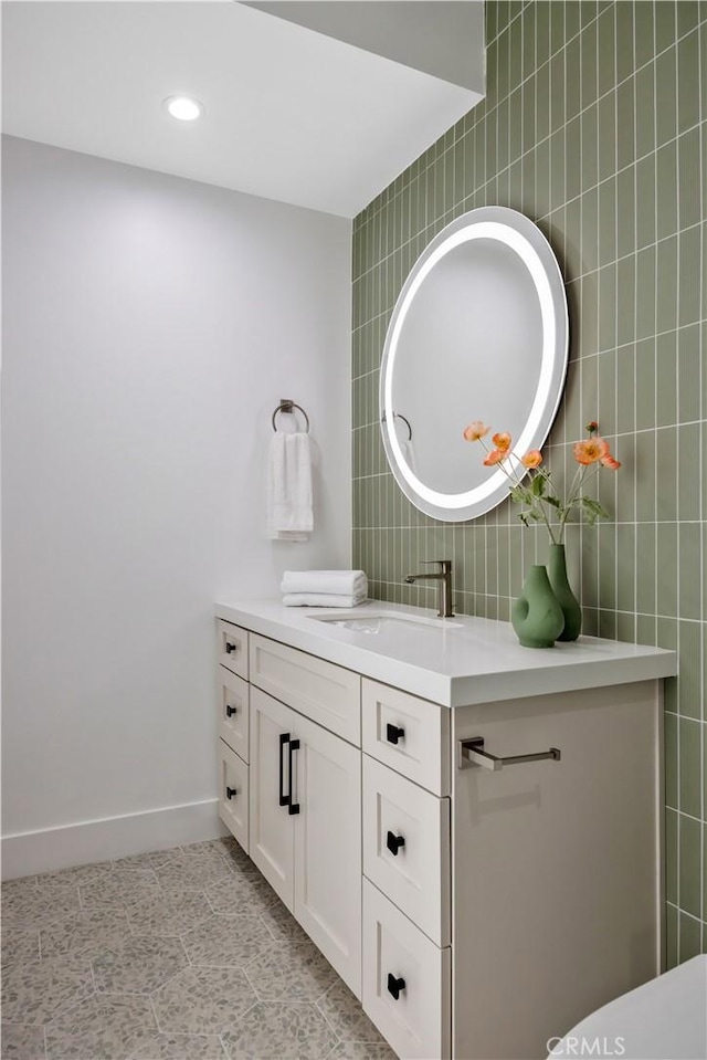 2405 Mathews Ave Unit C, Redondo Beach, CA 90278 - bathroom with vanity, tile walls, and recessed lighting
