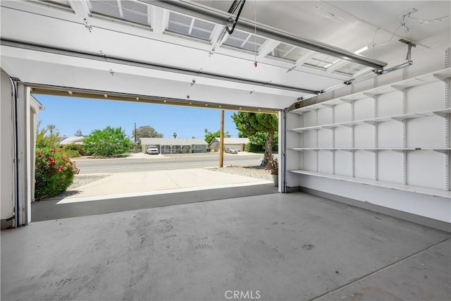 28656 Bradley Rd, Menifee, CA 92586 - view of garage