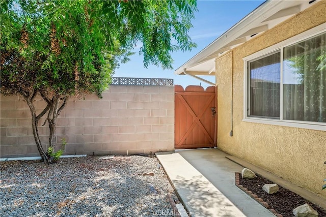 28656 Bradley Rd, Menifee, CA 92586 - view of yard featuring a gate