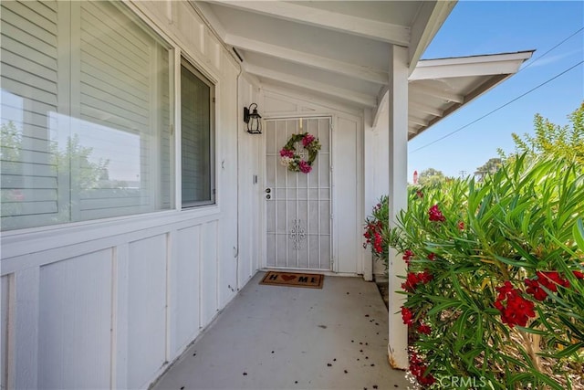 28656 Bradley Rd, Menifee, CA 92586 - entrance to property with board and batten siding
