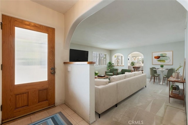 1716 Elm Ave, Manhattan Beach, CA 90266 - living room featuring arched walkways