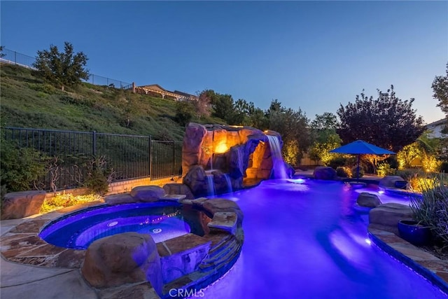 17138 Hickory Ridge Ct, Canyon Country, CA 91387 - view of swimming pool featuring a pool with connected hot tub