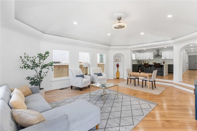 832 W 95th St, Los Angeles, CA 90044 - photo 4