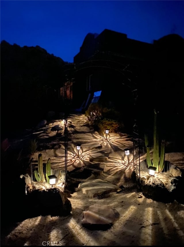 56564 Nelson Ave, Yucca Valley, CA 92284 - view of property exterior at night