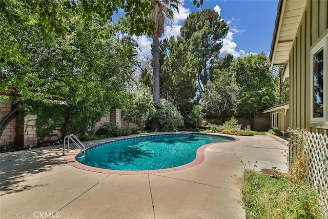 17654 Prairie St, Northridge, CA 91325 - view of pool featuring a fenced backyard and a patio