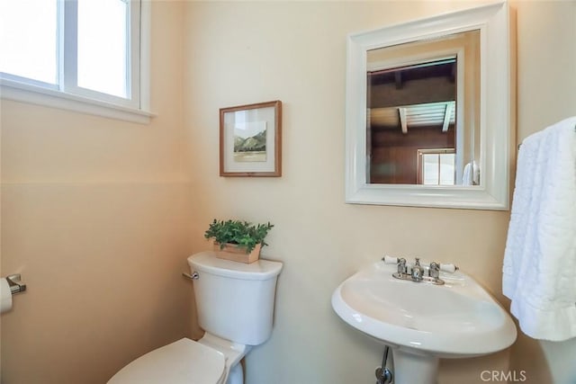 17654 Prairie St, Northridge, CA 91325 - half bathroom featuring toilet and a sink