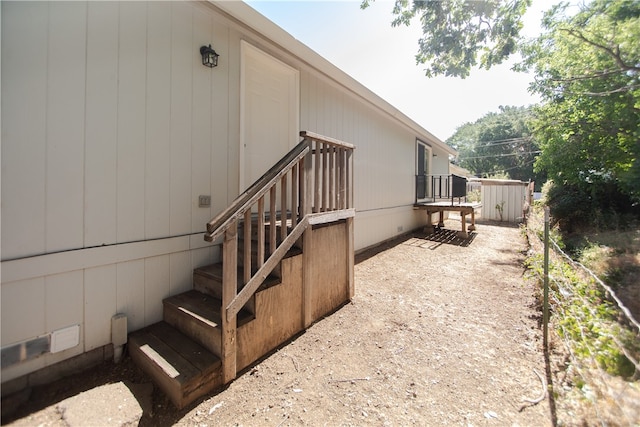 3556 Cypress St, Clearlake, CA 95422 - view of side of home