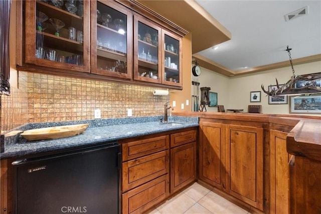1806 Briercliff Ct, Bakersfield, CA 93311 - indoor bar featuring backsplash, light tile patterned floors, and dishwashing machine
