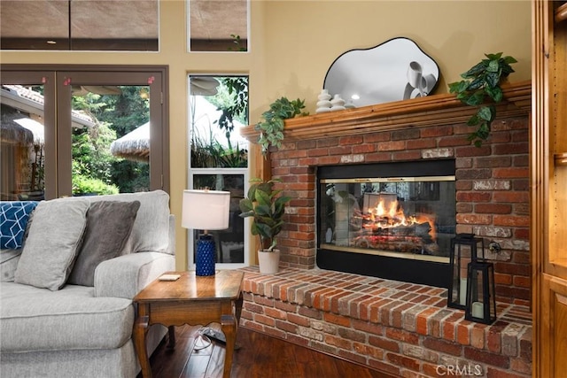1806 Briercliff Ct, Bakersfield, CA 93311 - living area featuring a fireplace and wood-type flooring