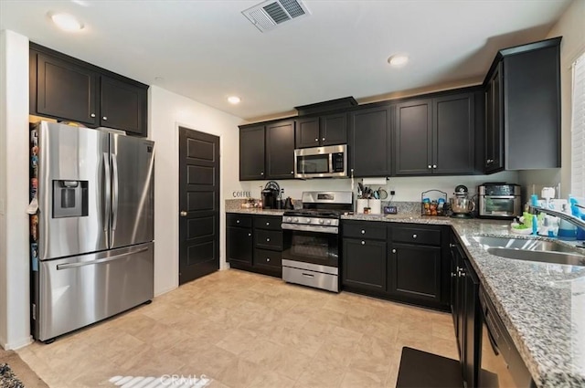 32894 Crown Point Ln, Lake Elsinore, CA 92530 - photo 14