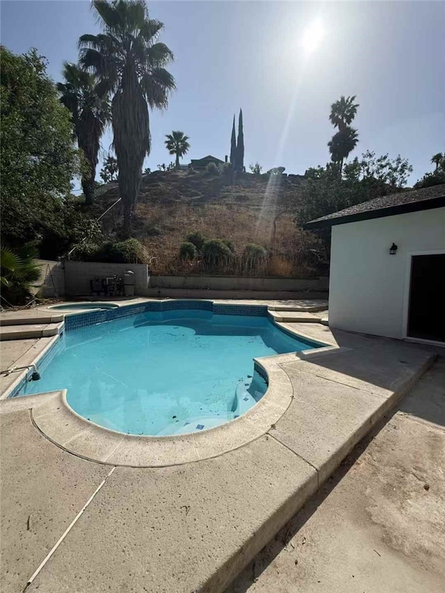 23615 Tellgate Dr, Diamond Bar, CA 91765 - view of pool featuring a patio and a pool with connected hot tub