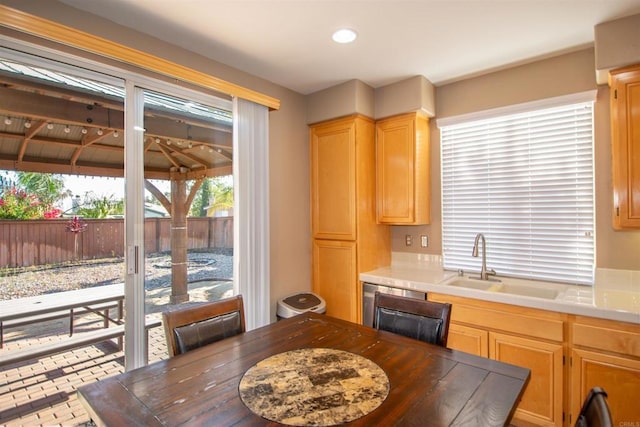 2414 Falcon Valley Dr, Chula Vista, CA 91914 - dining space featuring recessed lighting