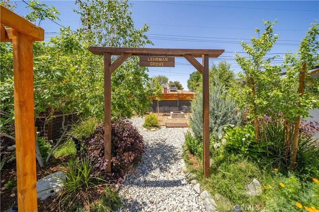 44055 Elm Ave, Lancaster, CA 93534 - view of yard