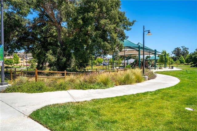 27753 Dyer Way, Canyon Country, CA 91387 - surrounding community featuring a gazebo