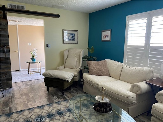 16470 Cabrillo Dr, Victorville, CA 92395 - photo 3