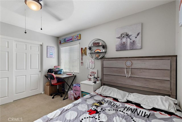 4735 Cassiope Ct, Hemet, CA 92545 - carpeted bedroom featuring a ceiling fan