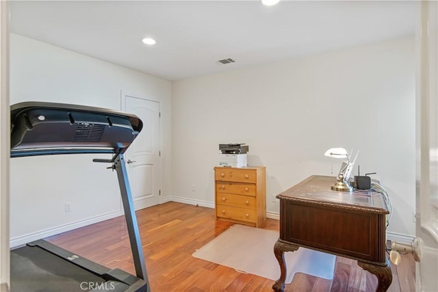 6966 Crest Rd, Rancho Palos Verdes, CA 90275 - workout area with wood finished floors and recessed lighting