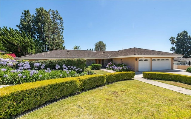 6966 Crest Rd, Rancho Palos Verdes, CA 90275 - single story home with an attached garage, stucco siding, driveway, and a front yard