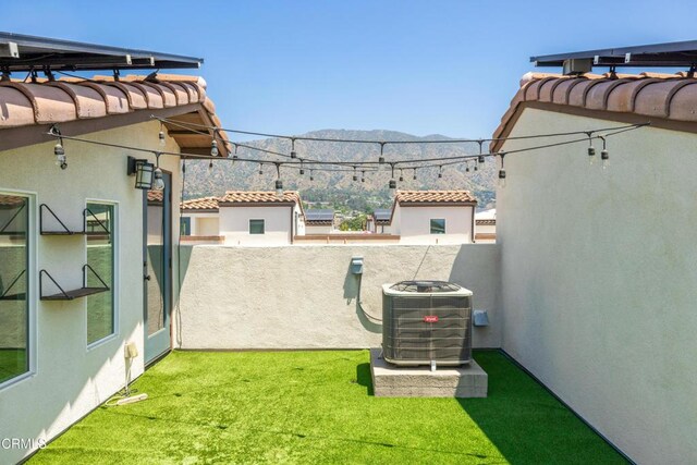 623 W Foothill Blvd Unit 43, Glendora, CA 91741 - view of yard featuring a mountain view