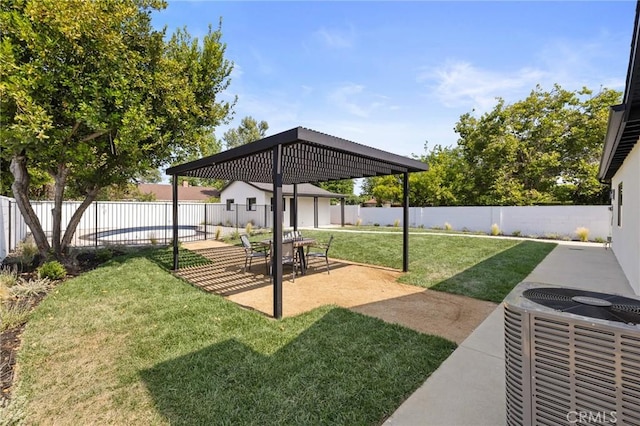 8840 Valjean Ave, North Hills, CA 91343 - fenced backyard with a patio