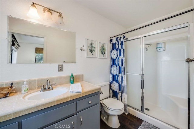 25389 Oak Glen Rd, Twin Peaks, CA 92391 - bathroom featuring vanity, curtained shower, and wood finished floors